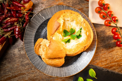 Fokhagymakrém leves cipóban